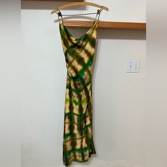 Zara Satin Effect Asymmetrical Satin Dress Size Medium Cowl Neck Multicolor - Picture 5 of 9